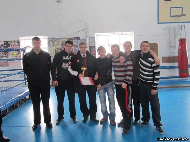 Командное первенство города Енакиева по гиревому спорту среди учащихся