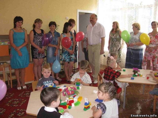Открытие двух новых групп в детских садах г.Енакиево и г.Углегорск.