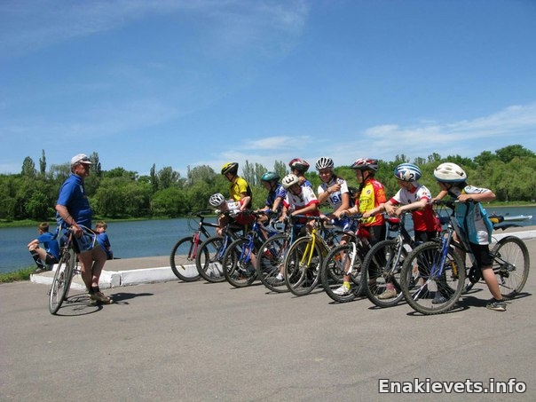 Соревнования по велоспорту-маутенбайк