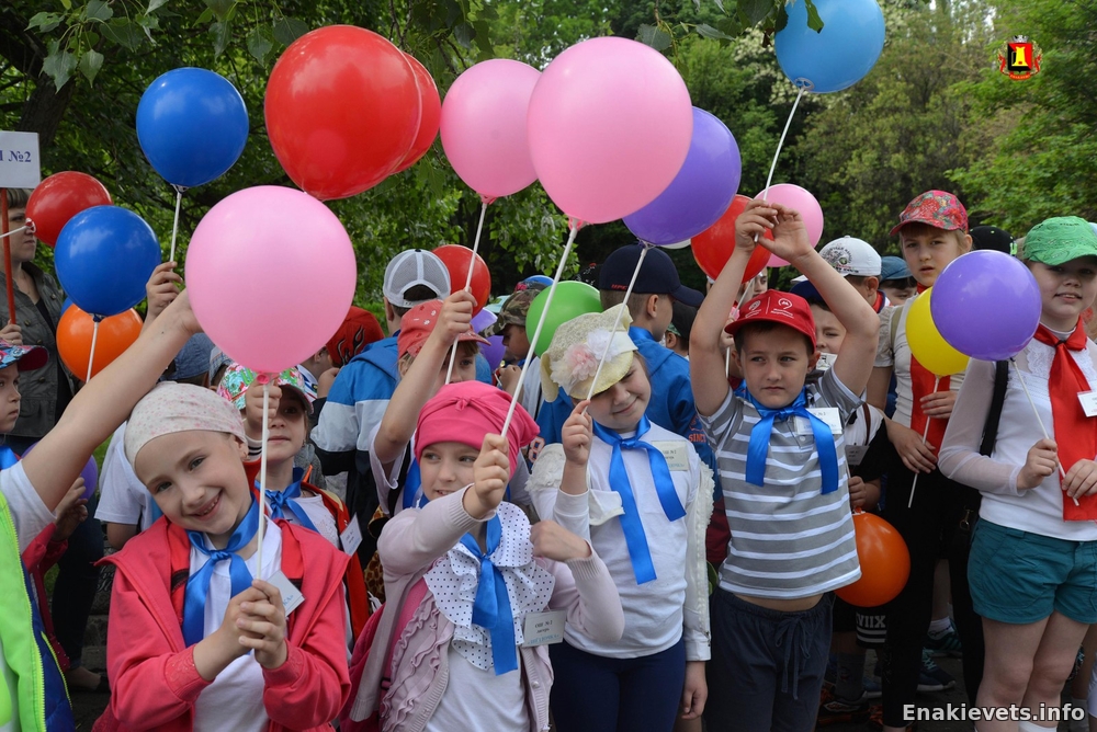 В День защиты детей в парке им. Вознесенского г. Енакиево состоялся праздник