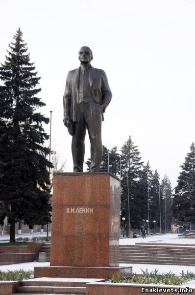 Ленин в Енакиево